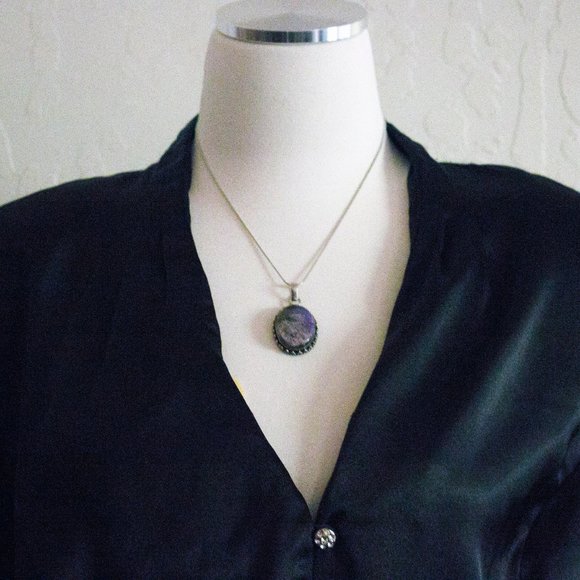 PURPLE CHAROITE CABOCHON PENDANT NECKLACE -JNZGPP5 - Picture 5 of 5